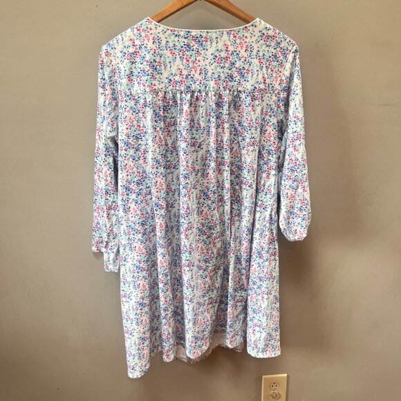 Eileen West Long-Sleeved Short Floral and‎ Lace Detail Nightgown- Sz. XL - Picture 9 of 9